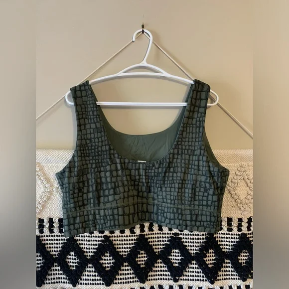 Fabletics Sports Bra - Reversible - Picture 7 of 9